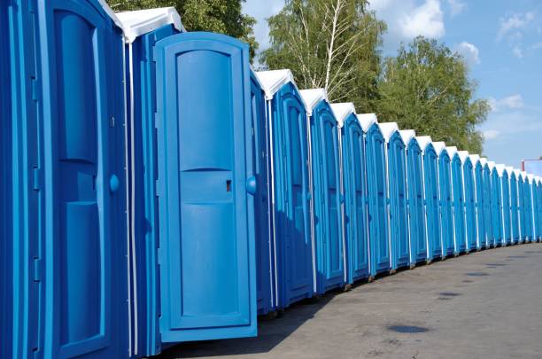 Portable Toilet Options We Offer in Weeping Water, NE